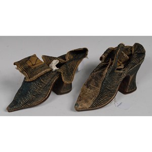 A pair of early 18th century lady's shoes