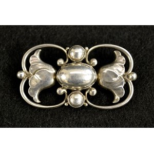 Georg Jenson - a sterling silver brooch