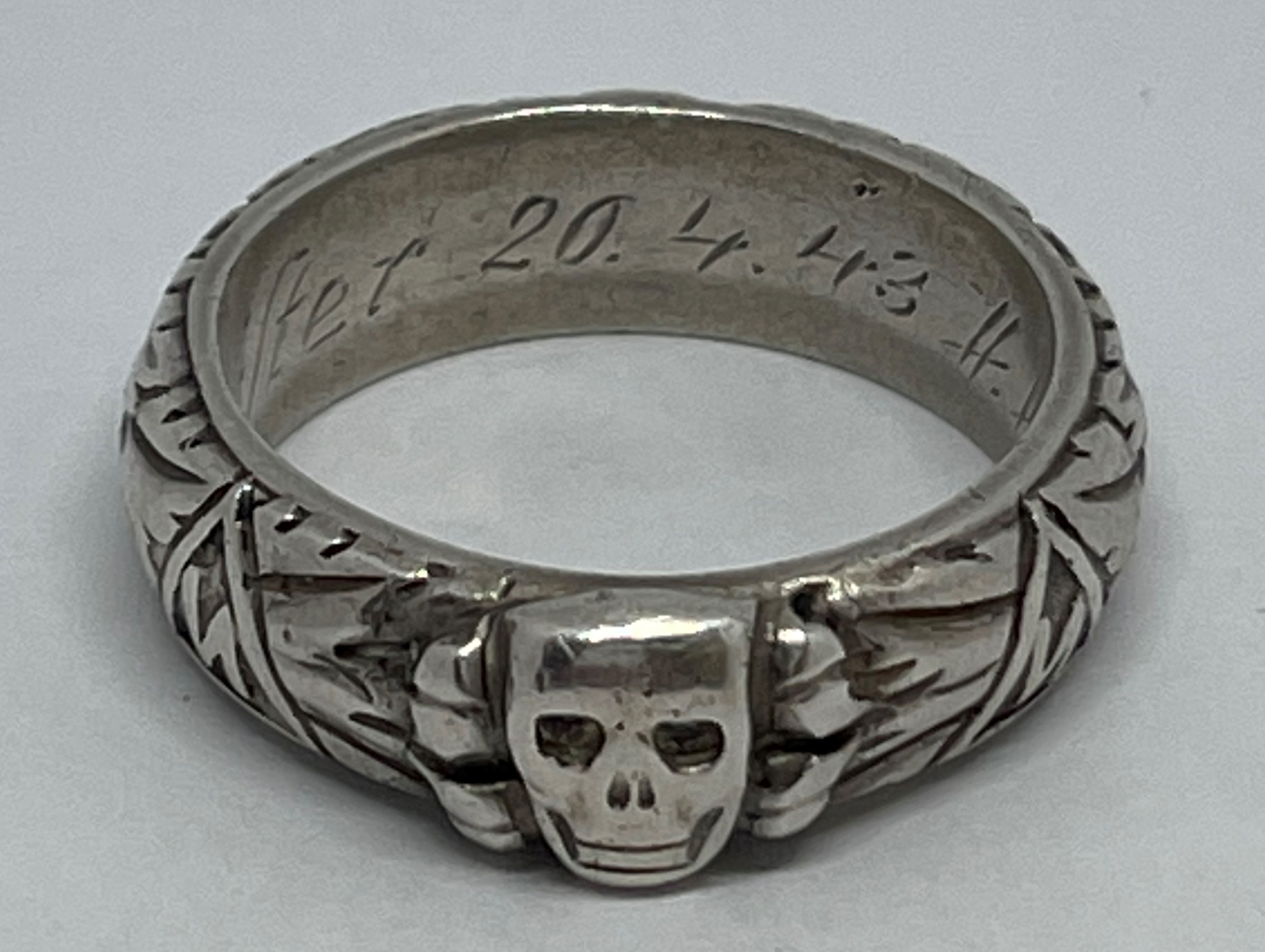 WW2 Third Reich SS Ehrenring Totenkopf Honour Ring.