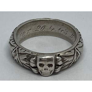 WW2 Third Reich SS Ehrenring Totenkopf Honour Ring.
