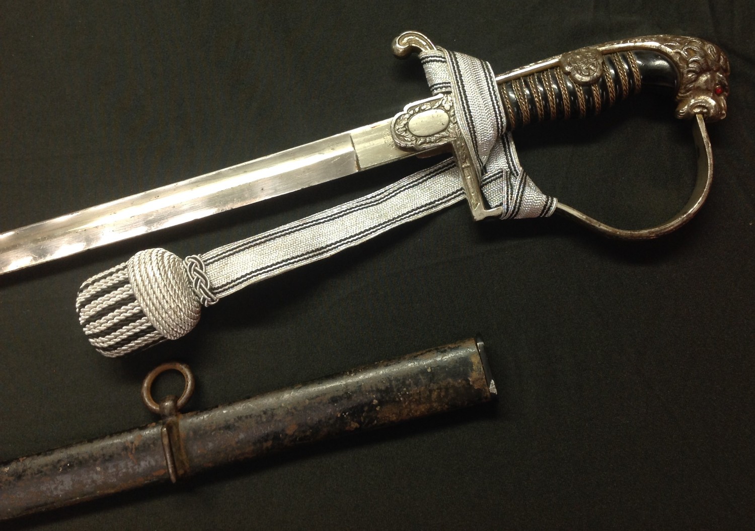 Third Reich Heer Officers Lion Head Sword