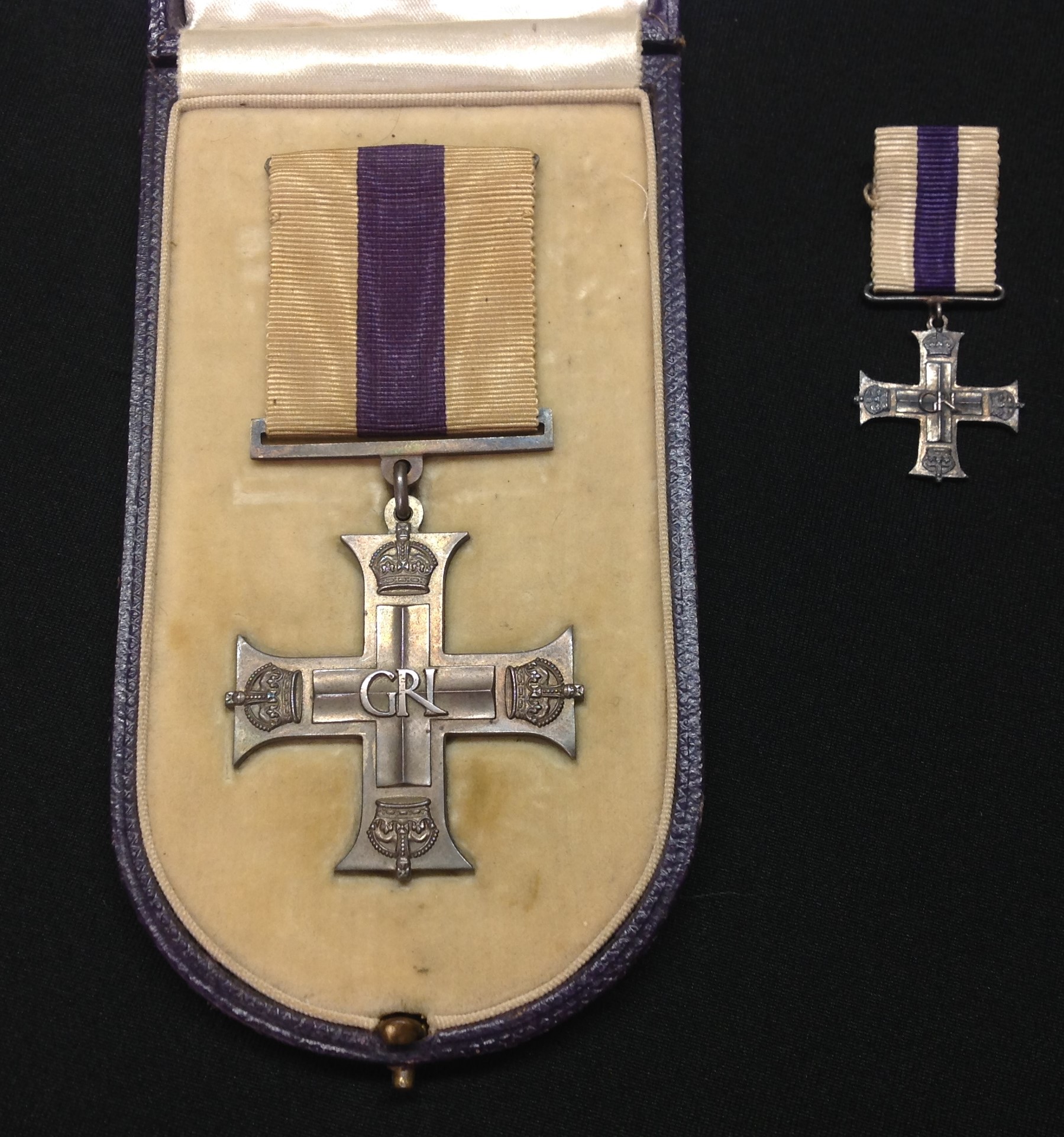 WW2 British GR VI Military Cross, dated 1940