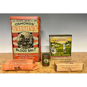A large Osmonds' Saltona Blood Salt rounded rectangular pictorial tin, lithograph printed with livestock, 28cm high, early 20th century