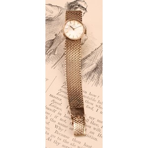 Omega - a lady's 9ct gold cased wristwatch