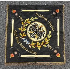 WW1 Imperial German Army Artillery Veterans Association Bad Oyenhausen Hand Embroidered Silk Banner. Double sided banner hand embroidered in silk and gilt wire bullion thread. Complete with original suspension rings. Size 120cm x 120cm including gilt wire fringe. New to the market, war souvenir of a WW2 British Veteran.
