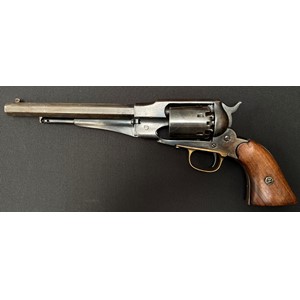 Remington New Model Army 1861 Pattern Revolver serial number 88287 .44cal. with 200mm long barrel. The barrel stamped on top "Patented Sept.14 1858. E. Remington & Sons, Ilion, New York U.S.A. New Model''. Working action. Overall length 355mm. Both barrel and cylinder are marked with an inventory number "38". Comes with a new Remington soft gun cover. NOTE: Section 58(2) No licence required in the UK.
