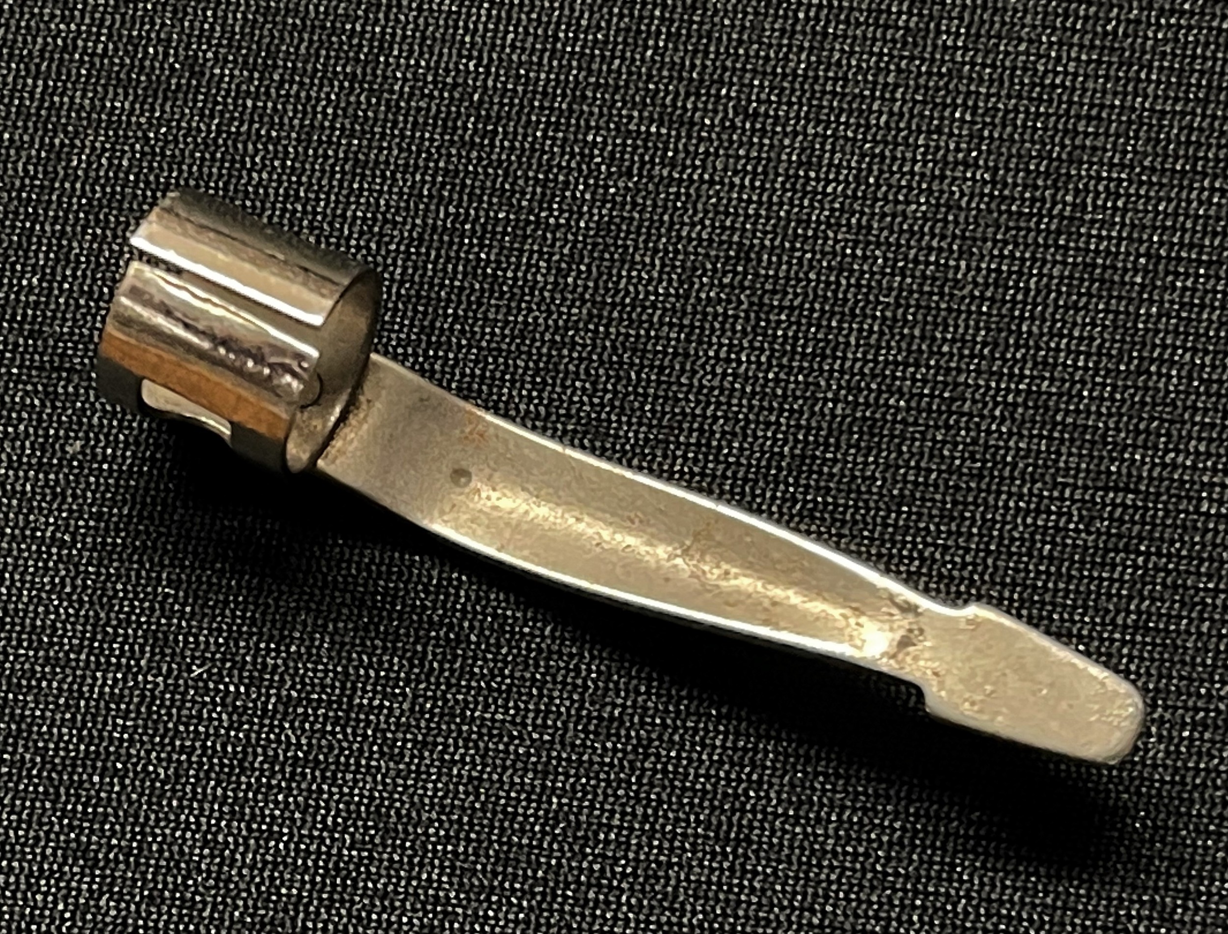 WW2 British RAF / SOE / MI9 Escape and Evasion Pencil Clip Compass