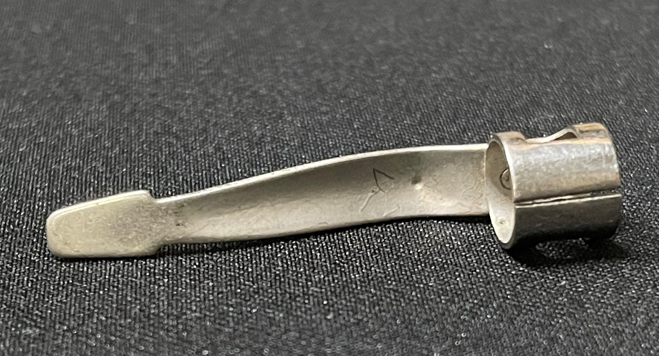 WW2 British RAF / SOE / MI9 Escape and Evasion Pencil Clip Compass