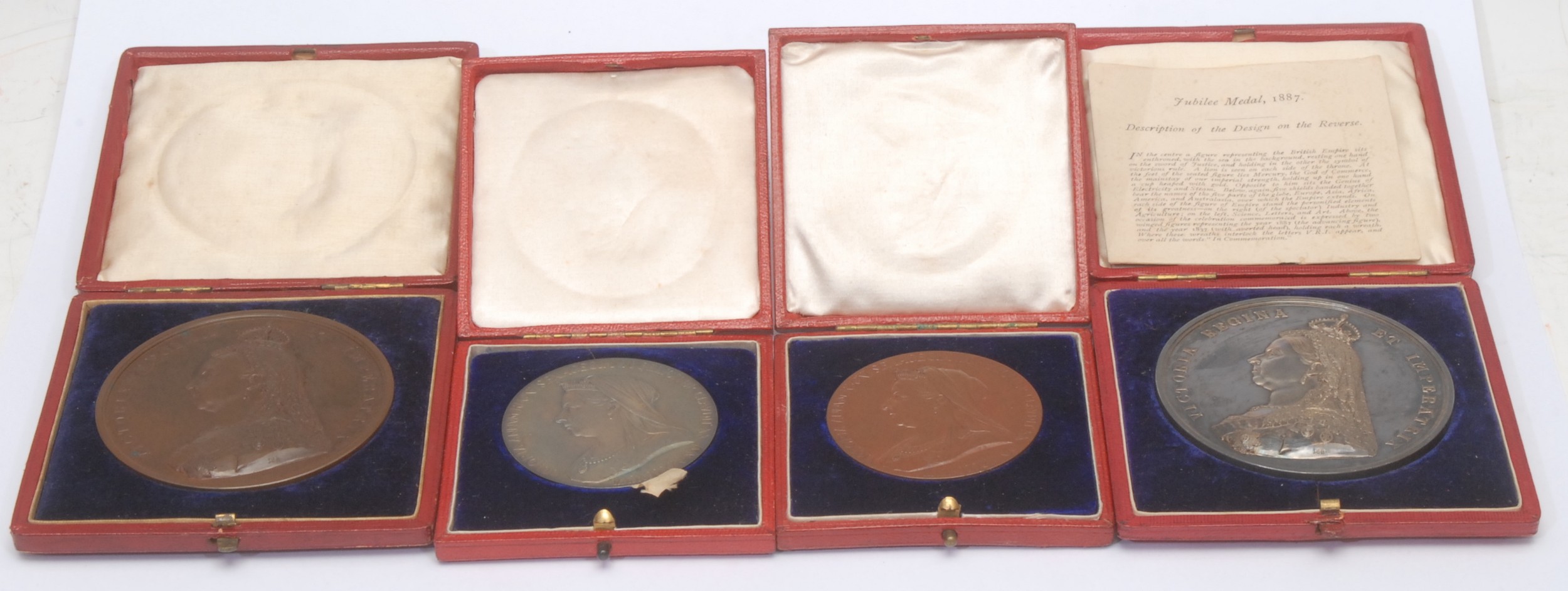 Numismatics – Commemorative medallions: Queen Victoria Golden Jubilee, 78mm silver medallion in Royal Mint red presentation box with letter and certificate GEF; a bronze version of the same medallion, bronze, similarly boxed AEF; Diamond Jubilee, silver 56mm medallion GEF in Royal Mint red box, also the bronze version, similarly boxed AEF (4)