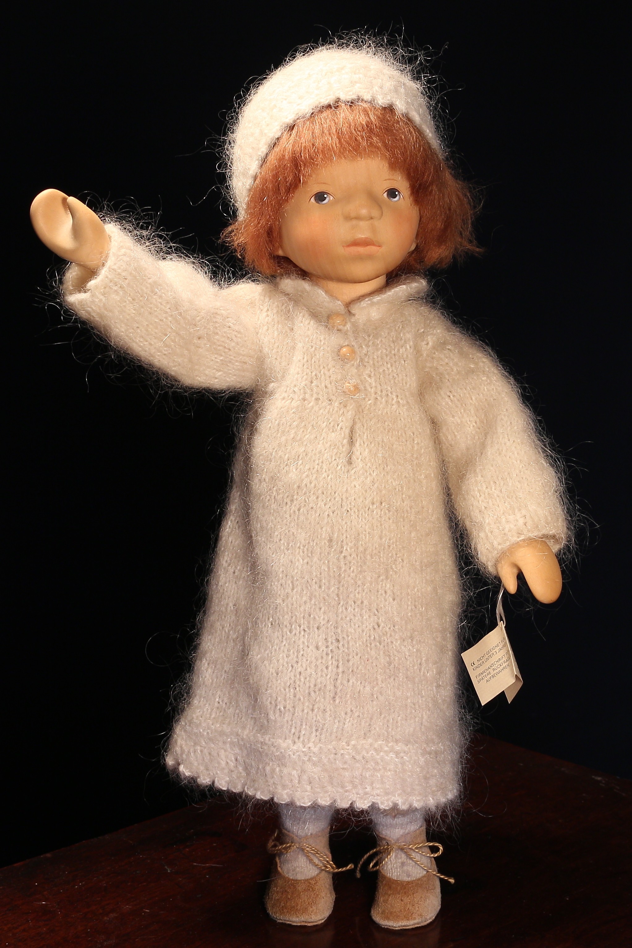 Neue Münchner Kinderpuppen H164 wooden artist doll, designed by Elisabeth Pongratz (Germany), paper tag to arm, 38cm high