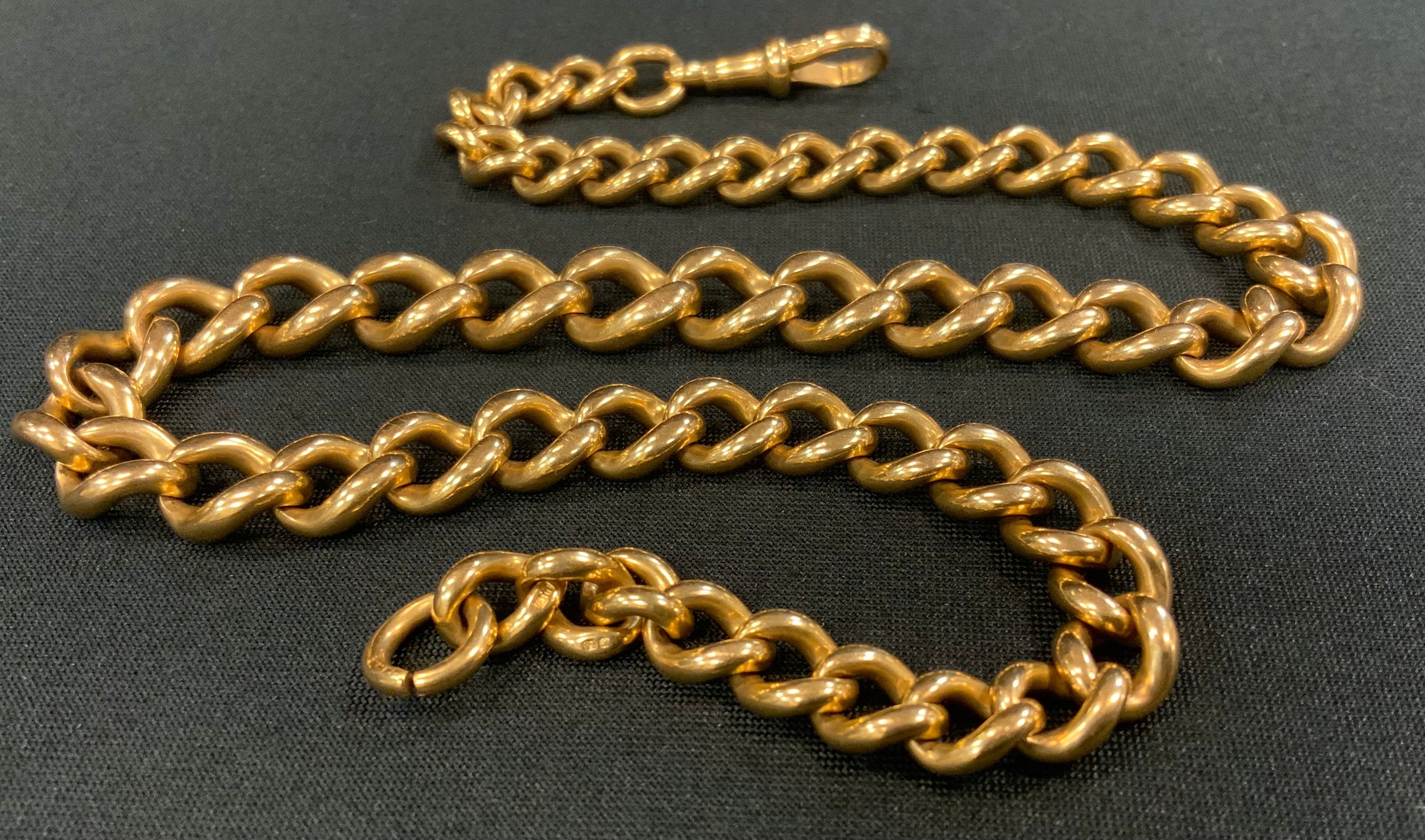 A fine quality 18ct gold heavy weight graduated solid curb link necklace, 41cm long, 97.6g