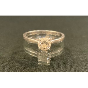 A platinum diamond solitaire ring, the brilliant cut stone approx. 0.61 carat, ring size L, 3.59g, with GIA certificate, VS2