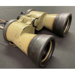 WW2 Third Reich Kreigsmarine U Boat issue 7 x 50 Binoculars. Maker code marked "blc" for  Carl Zeiss Militarabteilung, Jena, and serial numbered 58387. Fitted with rubber armoured covers. Original tan paint. Complete with neck strap.
