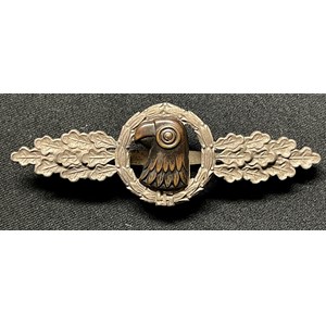 WW2 Third Reich Luftwaffe Frontflugspange für Aufklärer in Silber - Luftwaffe Reconnaissance Clasp in Silver. Maker marked "BSW". Zink example.