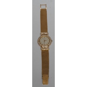 A Boodles 18ct gold lady's wristwatch, the dial encrusted with pave set diamonds, Roman numerals, integral 18ct gold bracelet strap, marked 750, 61.33g, original box
