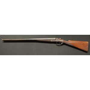 Holland and Holland 12 Bore Side by Side Shotgun with 712mm long barrels, serial no 6058. Marked Climax Safety Hammerless. Overall length 113cm. Top rib is marked "EW Ward, Kettering". Note: Buyer must hold a valid Shotgun Certificate or be a Registered Firearms dealer.