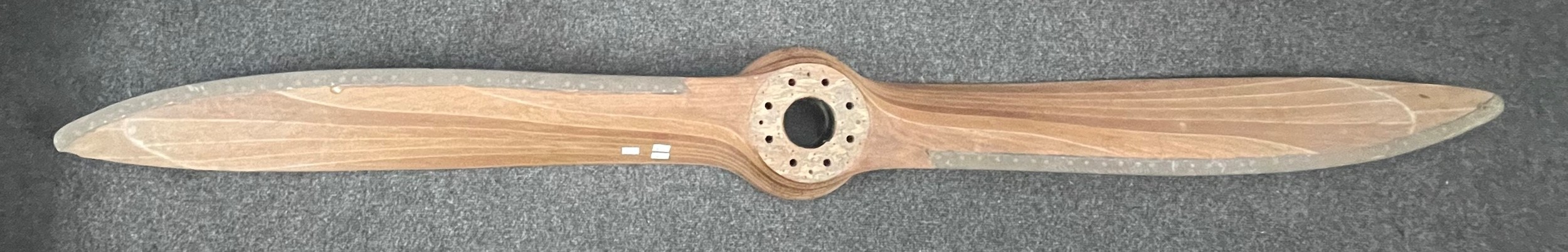 De Havilland Gipsy Major propeller, drawing number 5234/J/8. 206cm in length. Multipart plywood construction. Well marked. Metal strips to leading edges. This type of prop was used on the Gypsy Moth Biplane.