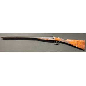 12 Bore Side by Side Shotgun with 713mm long barrels by W Metcalfe, Richmond, Yorks. Serial no 1670. Overall length 113.5cm. NOTE: Buyer must hold a valid Shotgun Certificate or be a Registered Firearms Dealer.