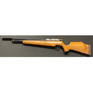 Daystate Huntsman MkII .22 Air Rifle with 565mm long barrell. Overall length 105cm. Serial no HS 1551.