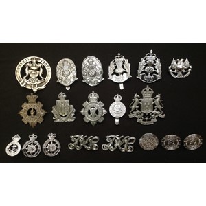 Scottish Police cap badges etc : Kings Crown pre 1950 Kilmarnock Police: Kings Crown Aberdeen City Police: Kings Crown City of Edinburgh Specials: Kings Crown Ayrshire Constabulary: Kings Crown Strathcyde Police Strathcyde cap badge x 2: Queens Crown Strathcyde Police cap badge: Perth City Police collar dog, Perthshire & Kinrosshire Police collar dogs x 2: Northern Constabulary collar dogs x 3: Glasgow Police cap badge a/f: Queens Crown MOD Police collar dogs x 2: Kings Crown Admiralty Constabulary collar dog.
