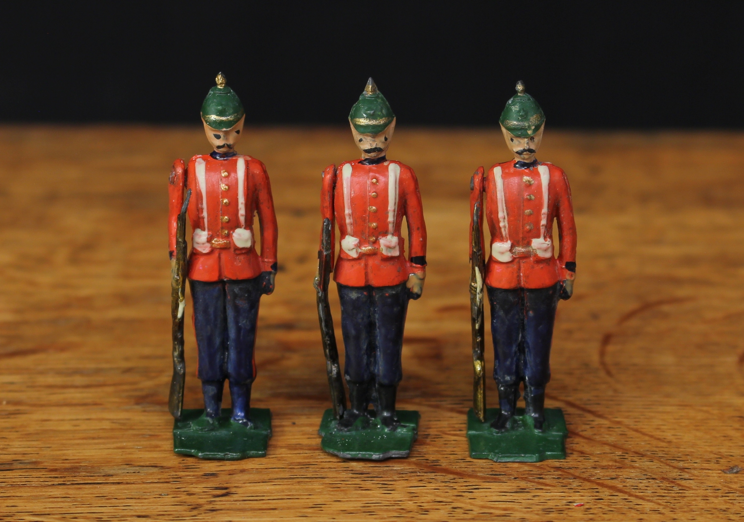 Abel, CD (Islington, London 1898-1914) three rare Somerset Light Infantry figures, each standing at attention, shaped rectangular bases, each unboxed (3)
