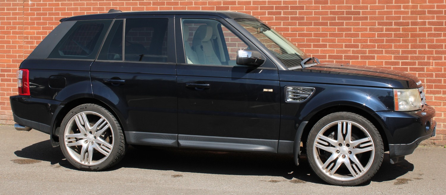 A 2007 Land Rover Range Rover Sport HSE 2.7 TDV6 in blue, diesel, six speed automatic, registration number P18AKE, odometer reading 48,447 miles, presented with V5C, one key, last MOT test 7th July 2020 at 48,037 miles (MOT valid until 6th July 2021) and one service history printout dated 24th August 2011 at 13,145 miles