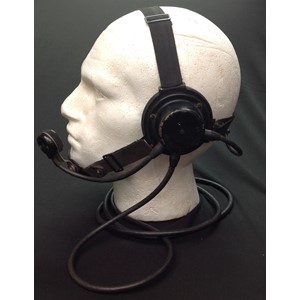 WW2 Third Reich Kriegsmarine Intercom Headset Kopffernsprecher 41. Comprises of a set of head phones and a chincup mounted microphone. The microphone is hinged and can be moved away from the mouth if needed. Maker marked for "Neumann & Borm" to one speaker and to the microphone. All the canavs web straps are complete. The lead is approx 177cm in length.