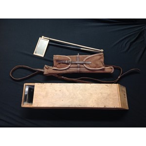 WW1 British Officers Private Purchase Trench Periscope Mirror. Contained within a canvas and leather trimmed pouch complete with spare mirror. No makers markings or date. Size extended approx 75cm. Along with a home made wooden box periscope . (2)