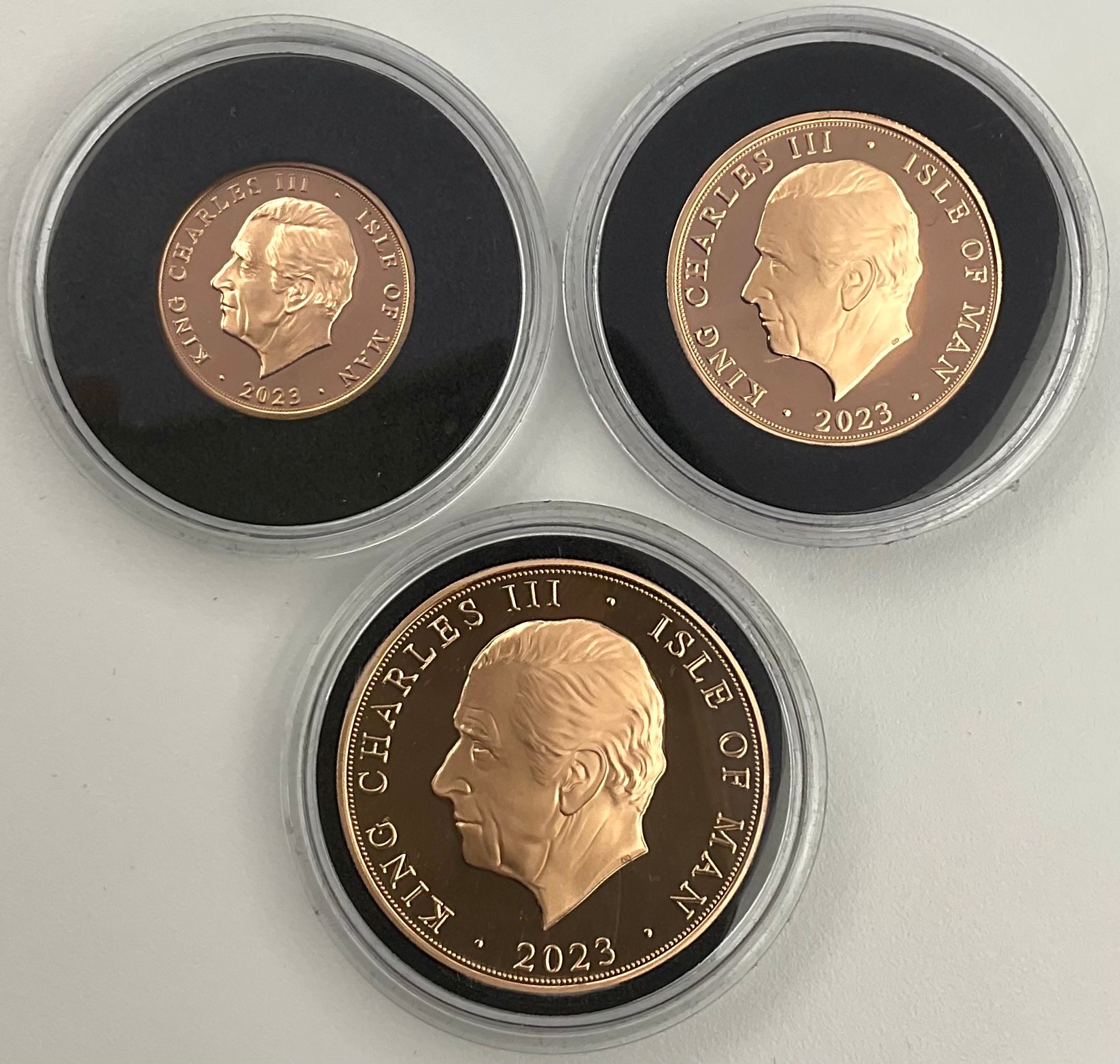 Gold proof coins - 22ct gold King Charles III Three Sovereign Set, comprising five sovereign, 39.94, double sovereign, 15.98, sovereign, 7.98g limited edition 10/10, lined case