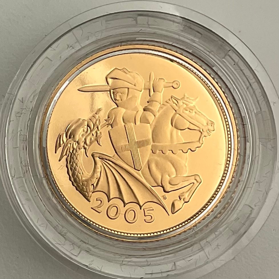 Gold proof coins - The Royal Mint, 22ct gold United Kingdom sovereign, 7.98g, 2005, limited edition 3083/12500, certificate of authenticity, lined case and cardboard box