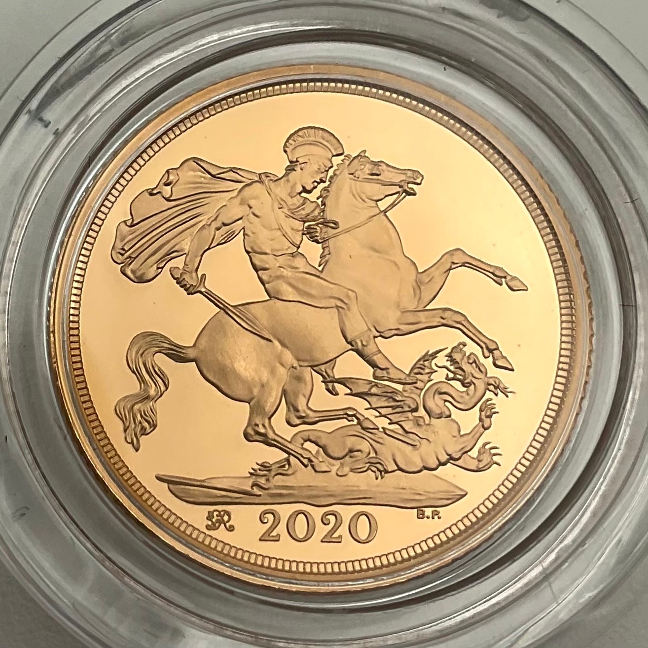 Gold proof coins - The Royal Mint, 22ct gold sovereign, 7.98g, 2018, limited edition 6831/10500, certificate of authenticity, lined case, cardboard sleeve and box