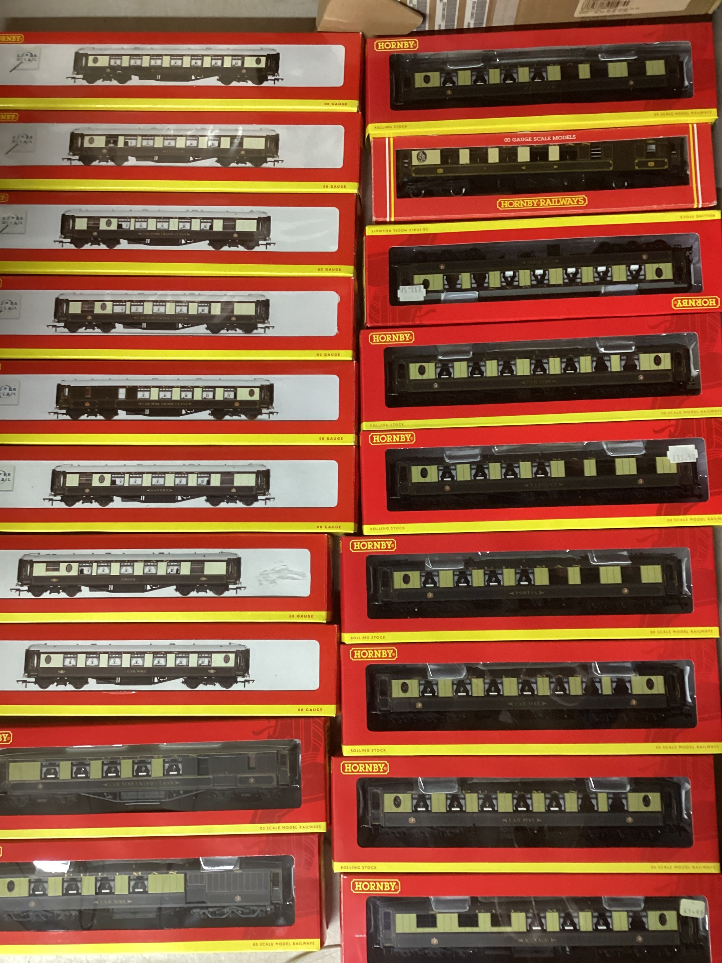 Hornby railway model railway OO gauge carriages x 19 boxed to include, Pullman Parlour/kitchen/neptune and portia , Pullman brakes, and 1st.2nd and 3rd class Pullman carriages-see selection and end labels (19 boxed)